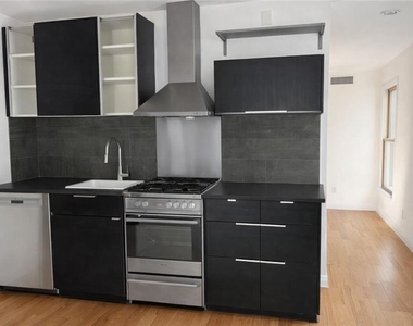 566 Rankin Street Ne - Photo Thumbnail 1