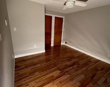 566 Rankin Street Ne - Photo Thumbnail 4