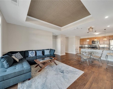 325 E Paces Ferry Road Ne - Photo Thumbnail 6