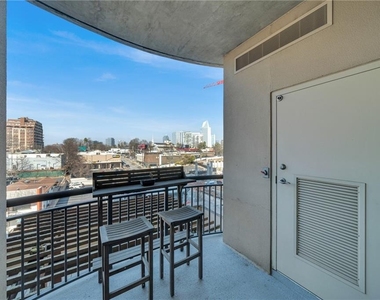 325 E Paces Ferry Road Ne - Photo Thumbnail 16