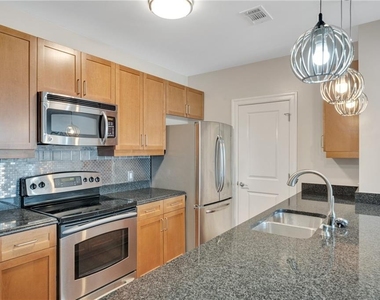325 E Paces Ferry Road Ne - Photo Thumbnail 4