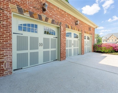 2360 Manor Creek Court - Photo Thumbnail 62