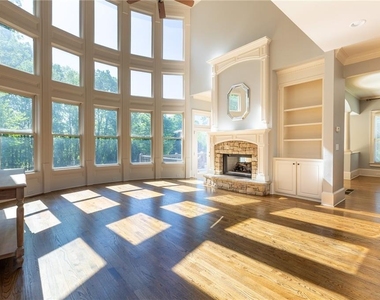 2360 Manor Creek Court - Photo Thumbnail 15