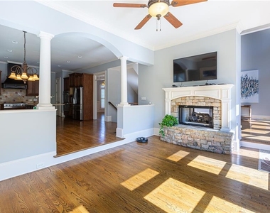 2360 Manor Creek Court - Photo Thumbnail 23