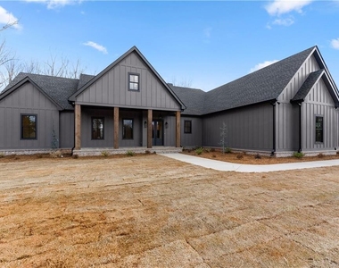 3255 Tanners Mill Road - Photo Thumbnail 3