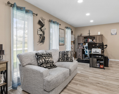 407 Greenfield Road - Photo Thumbnail 1