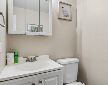 407 Greenfield Road - Photo Thumbnail 12