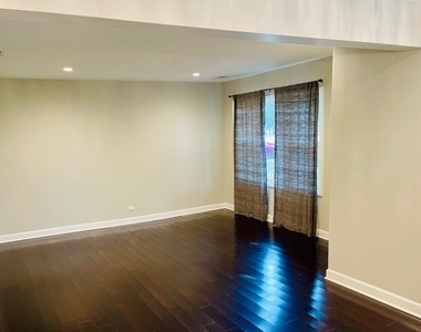 2930 Dundee Road - Photo Thumbnail 6
