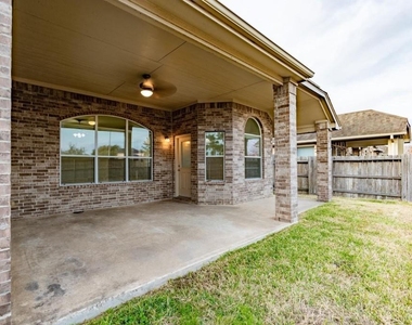5402 Hickory Harvest Drive - Photo Thumbnail 17