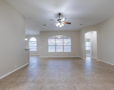5402 Hickory Harvest Drive - Photo Thumbnail 7