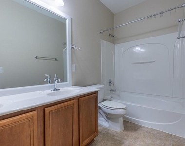 5402 Hickory Harvest Drive - Photo Thumbnail 13