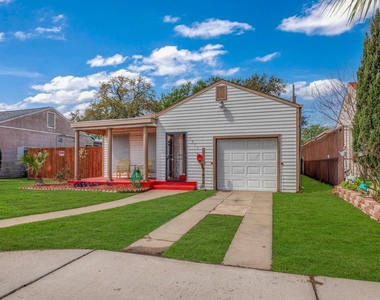 1413 53rd Street - Photo Thumbnail 2