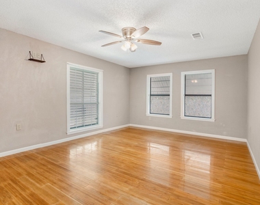 1413 53rd Street - Photo Thumbnail 17