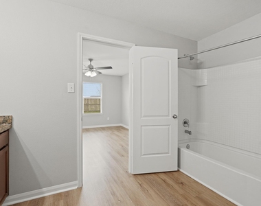 7126 Montclair Peak Lane - Photo Thumbnail 14