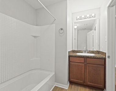 7126 Montclair Peak Lane - Photo Thumbnail 3