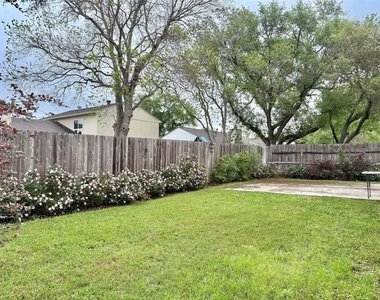 3023 Sam Houston Drive - Photo Thumbnail 30