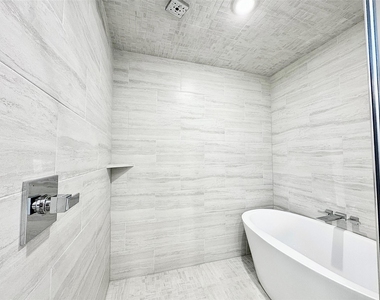 5815 Fairdale Lane - Photo Thumbnail 13