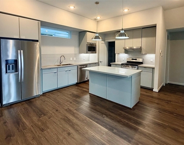 5815 Fairdale Lane - Photo Thumbnail 4