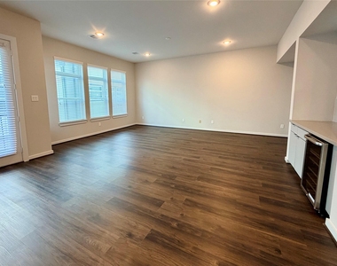 5815 Fairdale Lane - Photo Thumbnail 7