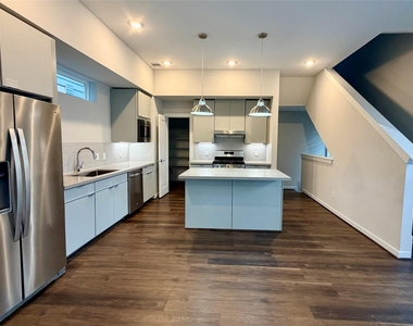 5815 Fairdale Lane - Photo Thumbnail 5