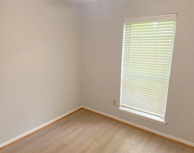 22303 N Fork Drive - Photo Thumbnail 19