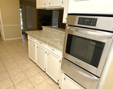 22303 N Fork Drive - Photo Thumbnail 8