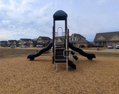 6569 Jewel Stone Lane - Photo Thumbnail 14