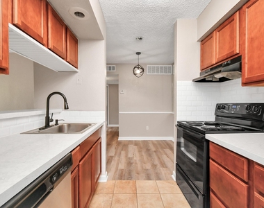 1505 Ward Road - Photo Thumbnail 6