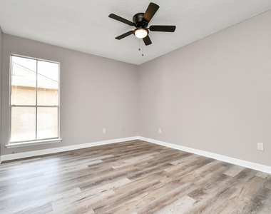 1505 Ward Road - Photo Thumbnail 8