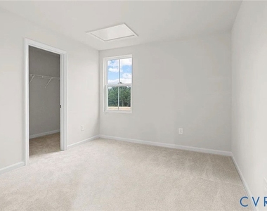 5724 Bison Ford Drive - Photo Thumbnail 18