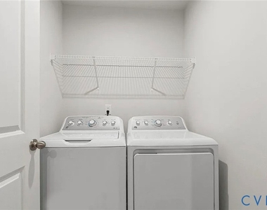 5724 Bison Ford Drive - Photo Thumbnail 9