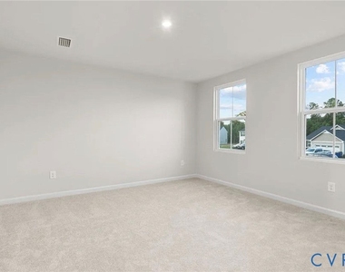 5724 Bison Ford Drive - Photo Thumbnail 15