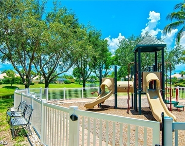28719 Alessandria Circle - Photo Thumbnail 23