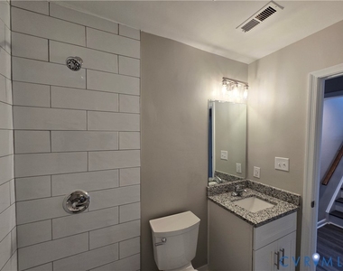 10200 Stroud Lane - Photo Thumbnail 39