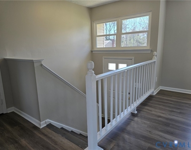 10200 Stroud Lane - Photo Thumbnail 1