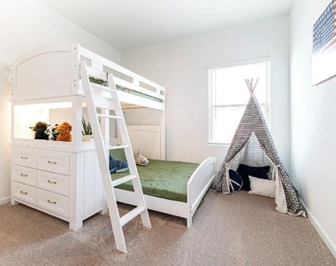 9730 Kilkenny Street - Photo Thumbnail 12