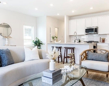 9730 Kilkenny Street - Photo Thumbnail 8