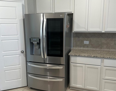 1617 Darwin Cedar Drive - Photo Thumbnail 22