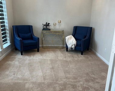 1617 Darwin Cedar Drive - Photo Thumbnail 5