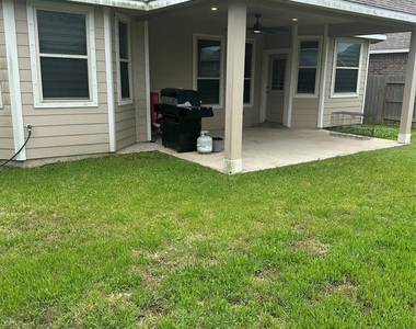 1617 Darwin Cedar Drive - Photo Thumbnail 21
