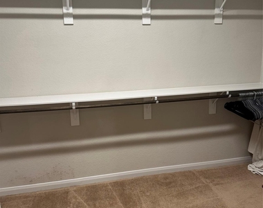 1617 Darwin Cedar Drive - Photo Thumbnail 32