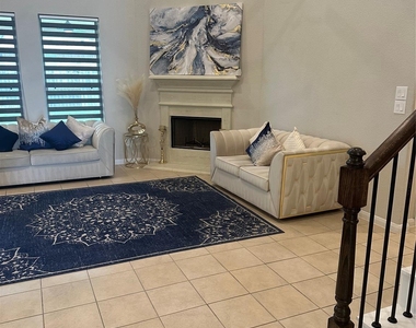 1617 Darwin Cedar Drive - Photo Thumbnail 10