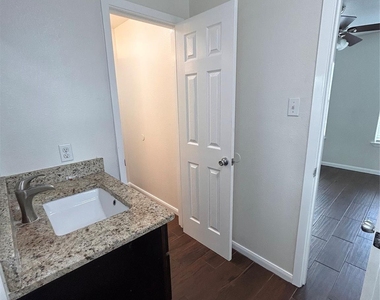 6837 Larkstone Street - Photo Thumbnail 11