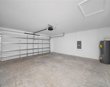 2815 24th Street W - Photo Thumbnail 18