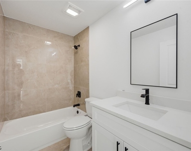 2105 Ne 1st Avenue - Photo Thumbnail 20