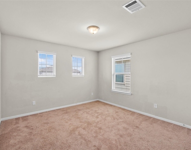 13427 Hawick Terrace Lane - Photo Thumbnail 5