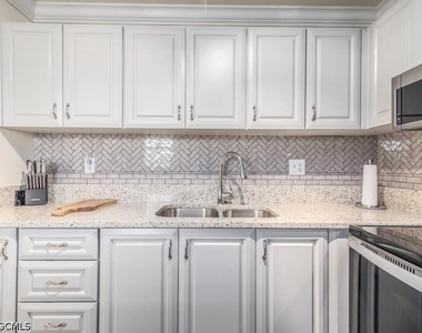 1010 Tropic Terrace - Photo Thumbnail 2
