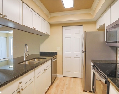 6250 Timberwood Circle - Photo Thumbnail 8
