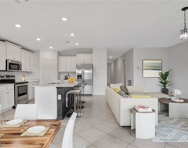 418 Pickford Avenue - Photo Thumbnail 6