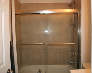 20056 Sweetbay Drive - Photo Thumbnail 7